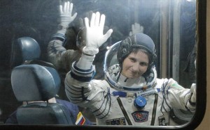 24.11.2014_Παρθενικό ταξίδι στο διάστημα για Ιταλίδα αστροναύτη