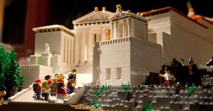 12.12.2014_Πολύχρωμη Ακρόπολη από 120.000 Lego_