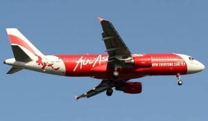28.12.2014_Συνεχίζονται οι έρευνες για τον εντοπισμό του αεροσκάφους της AirAsia