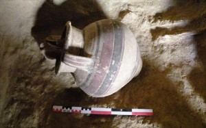 10.1.2015_Κύπρος ανακαλύφθηκε ασύλητος αρχαϊκός τάφος