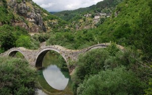 16.1.2015_Μνημεία, χαρακτηρίστηκαν έξι πέτρινα γεφύρια της Ηπείρου