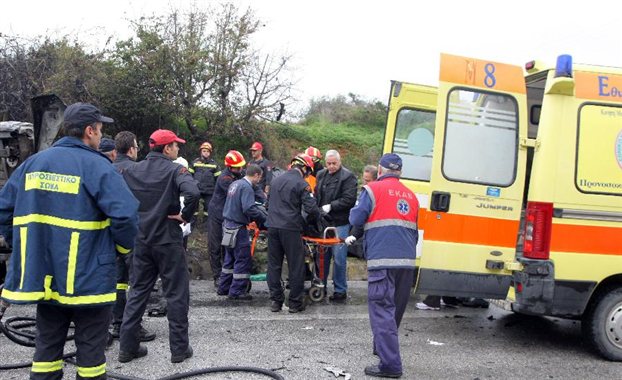 27.1.2015_Σύγκρουση οχημάτων με θανάσιμο τραυματισμό δύο ατόμων στη Ε.Ο Δαφνίου-Σκάλας