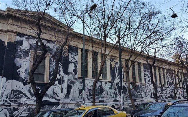 9.3.2015_Αντίδραση της συνόδου των Πρυτάνεων για το γκράφιτι στο Πολυτεχνείο