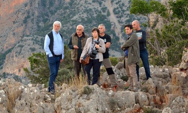 12.11.2015_Επικίνδυνη αποκόλληση βράχου στο Λεωνίδιο_2