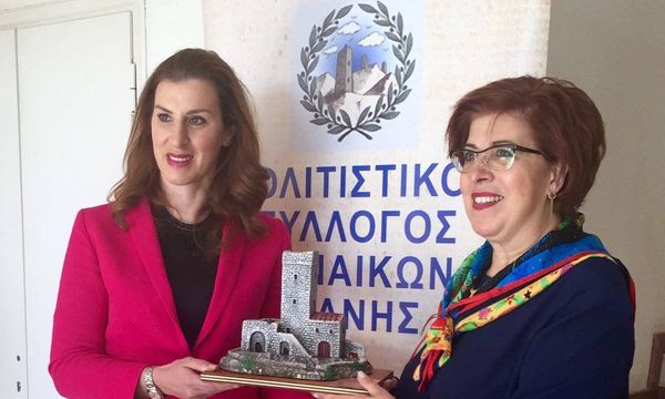 25.1.2016_Ο πολιτιστικός σύλλογος Γυναικών Μάνης τιμά την Μανιάτισσα Ολυμπιονίκη Βούλα Κοζομπόλη