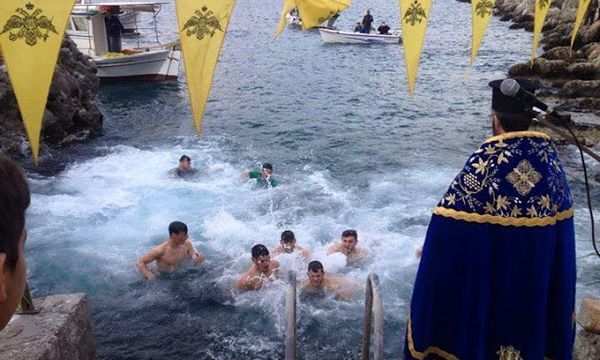 7.1.2016_Με λαμπρότητα εορτάστηκαν τα Άγια Θεοφάνεια στο Δήμο Μονεμβασίας_Μονεμβασία_3
