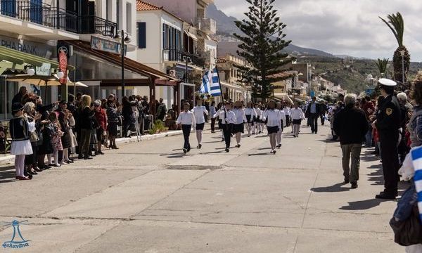 26.3.2016_Με λαμπρότητα εορτάστηκε η 25η Μαρτίου 1821 στο Δήμο Μονεμβασίας_Νεάπολη_3