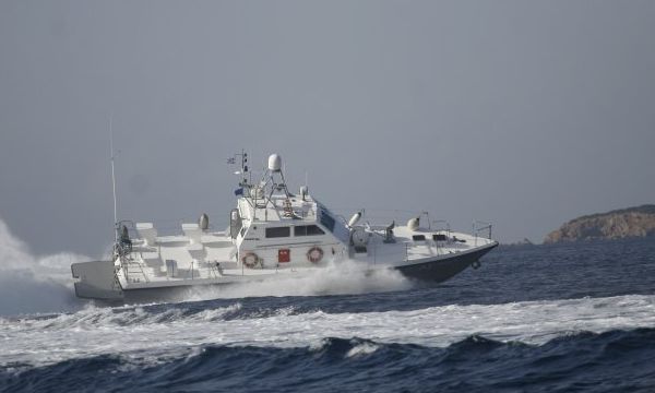 20.5.2016_Υπερσύγχρονο ταχύπλοο σκάφος παραλαμβάνει το Λιμεναρχείο Νεάπολης