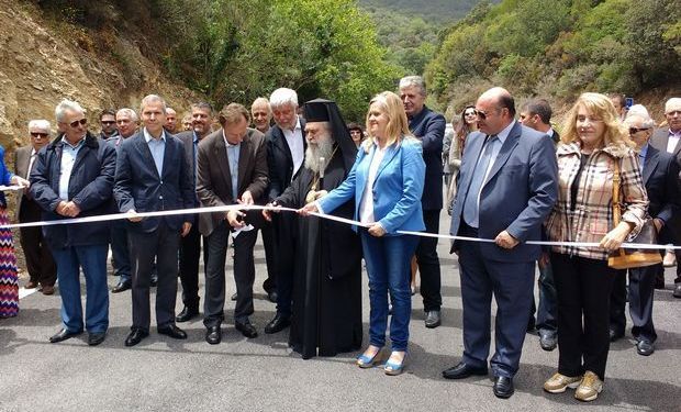 23.5.2016_Παραδόθηκε στην κυκλοφορία η νέα περιφερεακή οδός Σπηλαίου Καστανιάς_2