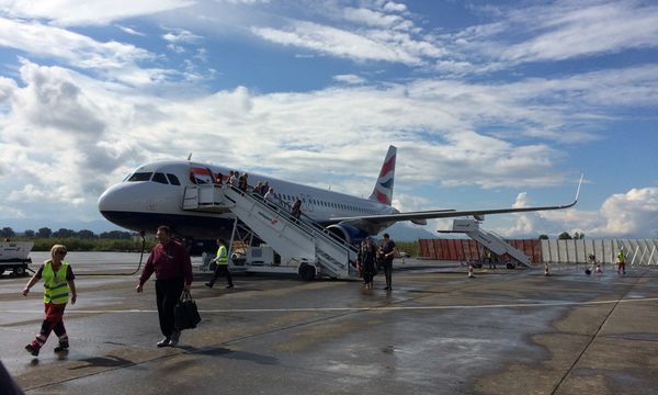 6.5.2015_Η πτήση 644 Λονδίνο - Κλαμάτα με τη British Airways είναι πραγματικότητα
