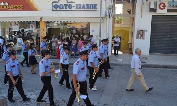 27.7.2016_Με μεγαλοπρέπεια εορτάστησε η Πανήγυρις της Αγίας Παρασκευής πολιούχου Μολάων_7