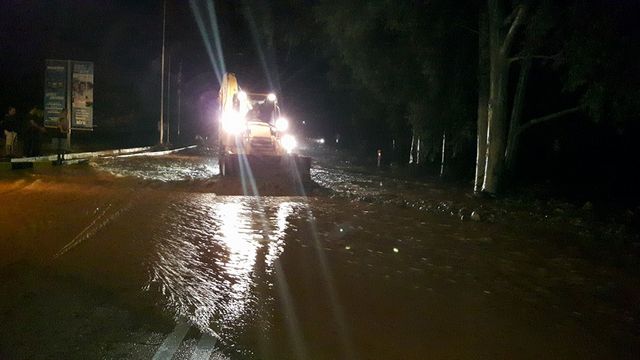 7.9.2016_Μεγάλα προβλήματα προκάλεσε η χθεσινή νεροποντή στους Μολάους_4