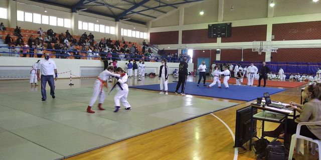 64 μετάλλια σε Νεάπολη και Παπαδιάνικα στο διασυλλογικό πρωτάθλημα Ju Jitsu Πελ/σου