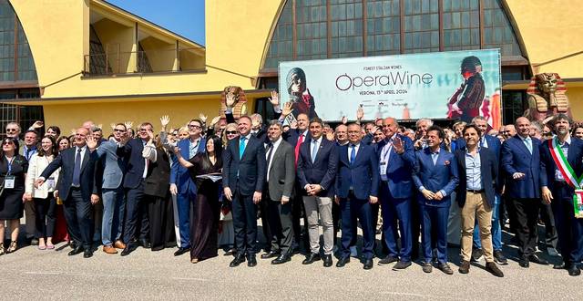 Η Ελλάδα τιμώμενη χώρα στη διεθνή έκθεση οίνου στη Βερόνα της Ιταλίας