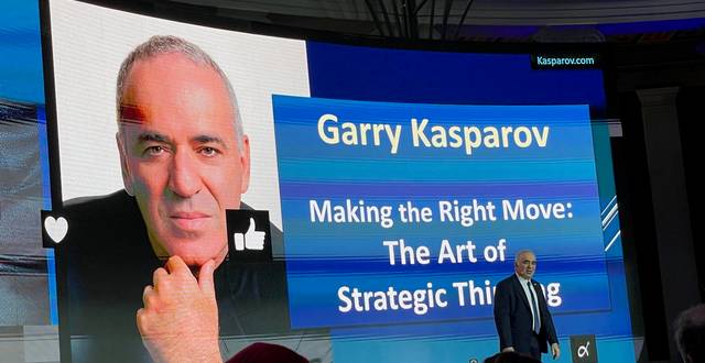 O Γκάρι Κασπάροφ στο Συνέδριο Μάρκετινγκ Αεροπορικών Εταιρειών 2024